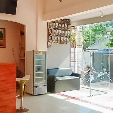 Waringin Residence Redpartner Медан Экстерьер фото